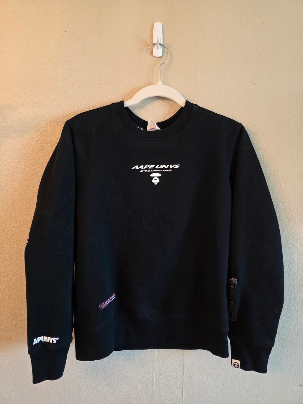 Aape by Bathing Ape Black Crewneck Graphic Print Sweatshirt SZ Medium